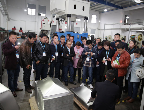 攜手并進(jìn)，共創(chuàng)共贏——熱烈歡迎科恩陜西經(jīng)銷商團(tuán)隊(duì)到廠參觀學(xué)習(xí)