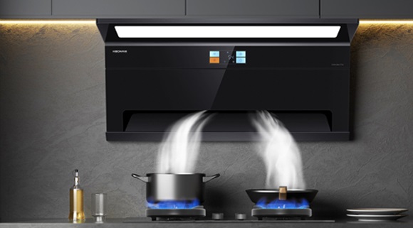 廚間尋雅趣，科恩煙灶勾勒烹飪自在時光